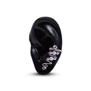 Classic Earcuff (Silver w/ Pearl)