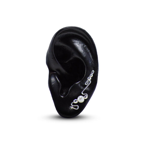 Stud Earpin (Silver w/ Pearl)